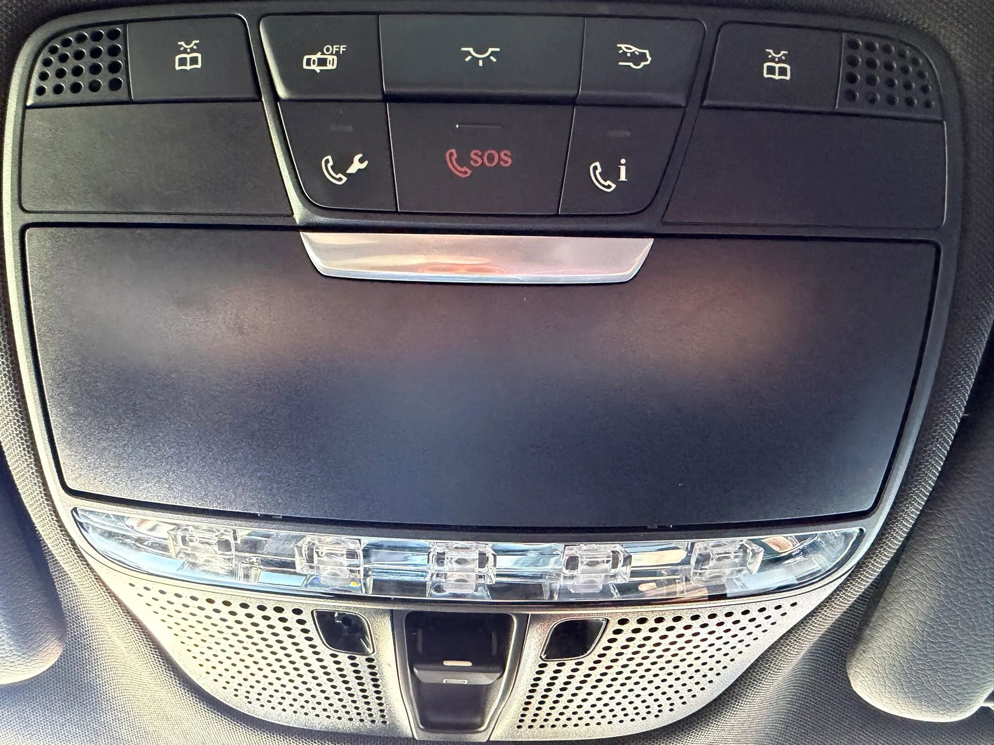 Used 2017 Mercedes-Benz C 300 4MATIC Coupe image 23