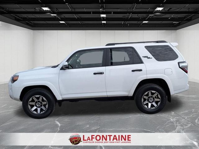 Used 2022 Toyota 4Runner TRD Off-Road Premium image 2