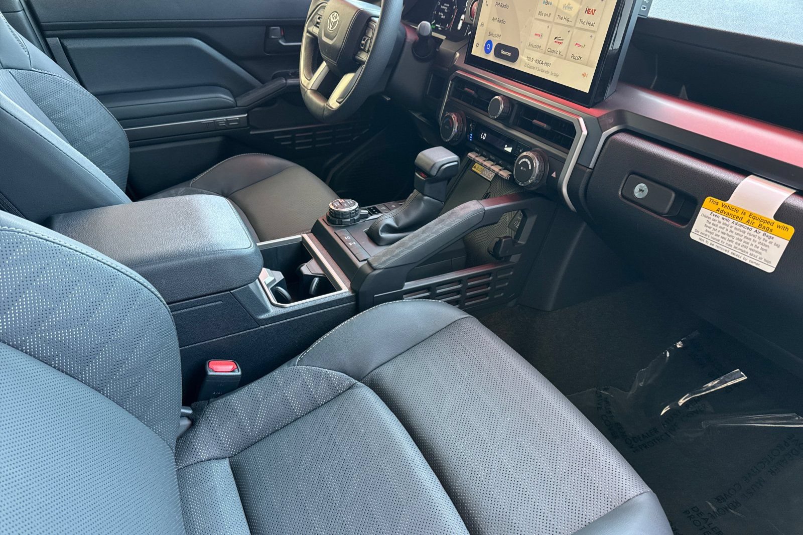 Certified 2025 Toyota 4Runner TRD Off-Road Premium AWD/4WD image 22