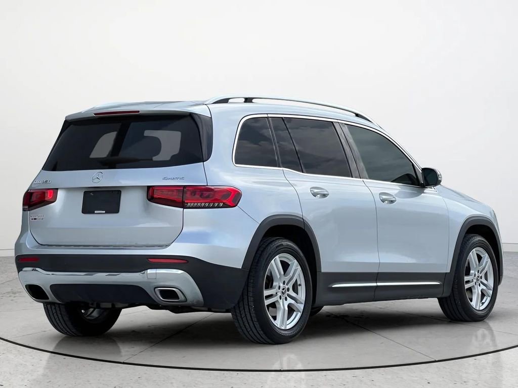 Used 2020 Mercedes-Benz GLB 250 4MATIC image 2