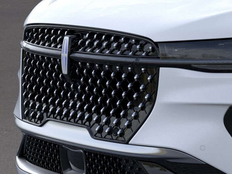 New 2026 Lincoln Nautilus Reserve image 17