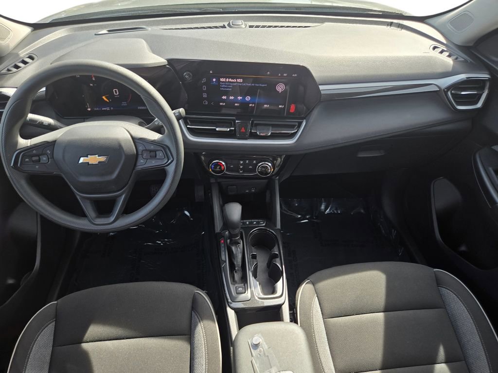Used 2025 Chevrolet TrailBlazer LT image 21