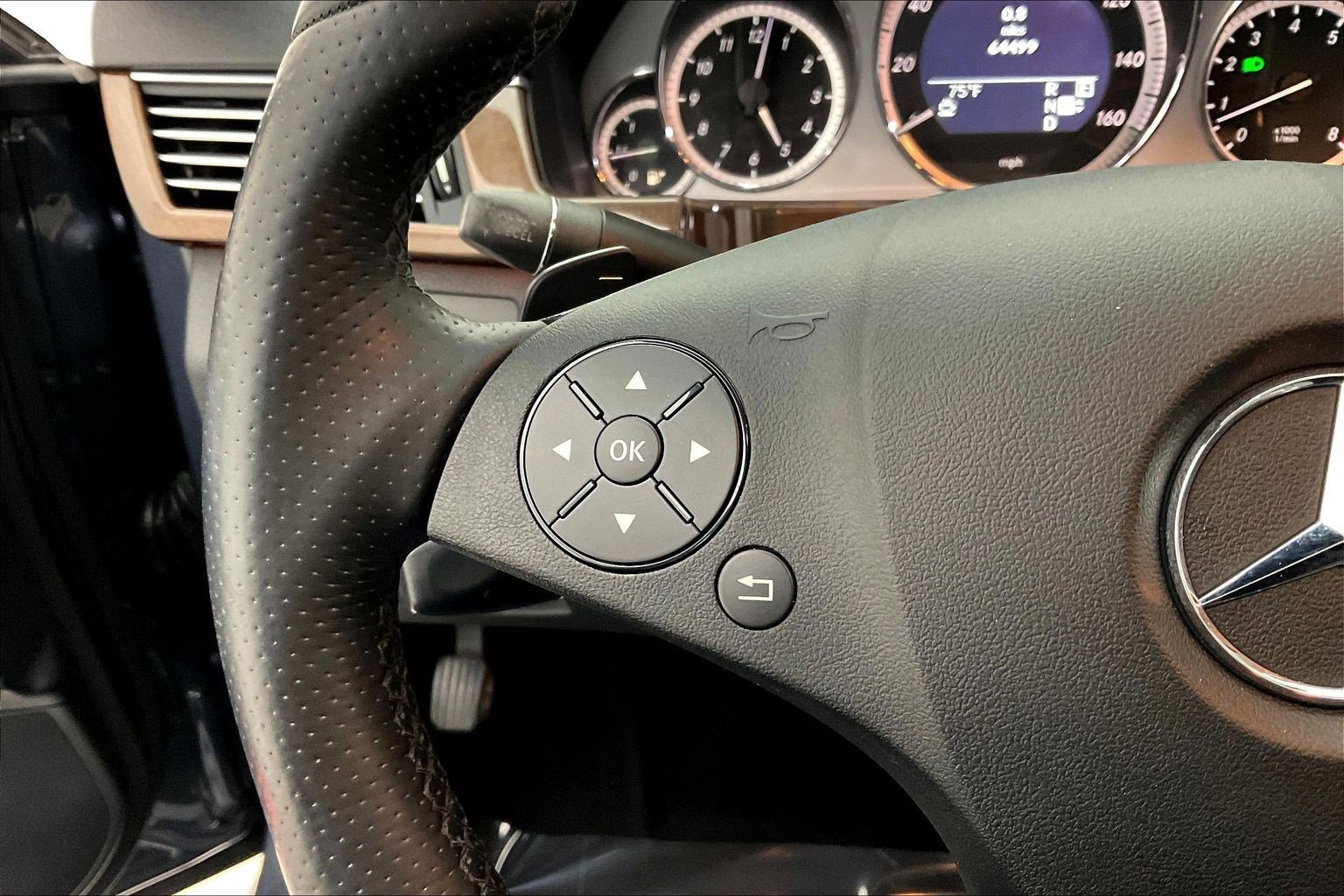 Used 2011 Mercedes-Benz E 350 4MATIC Sedan image 11