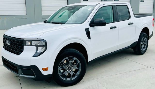 New 2026 Ford Maverick XLT w/ XLT Luxury Package