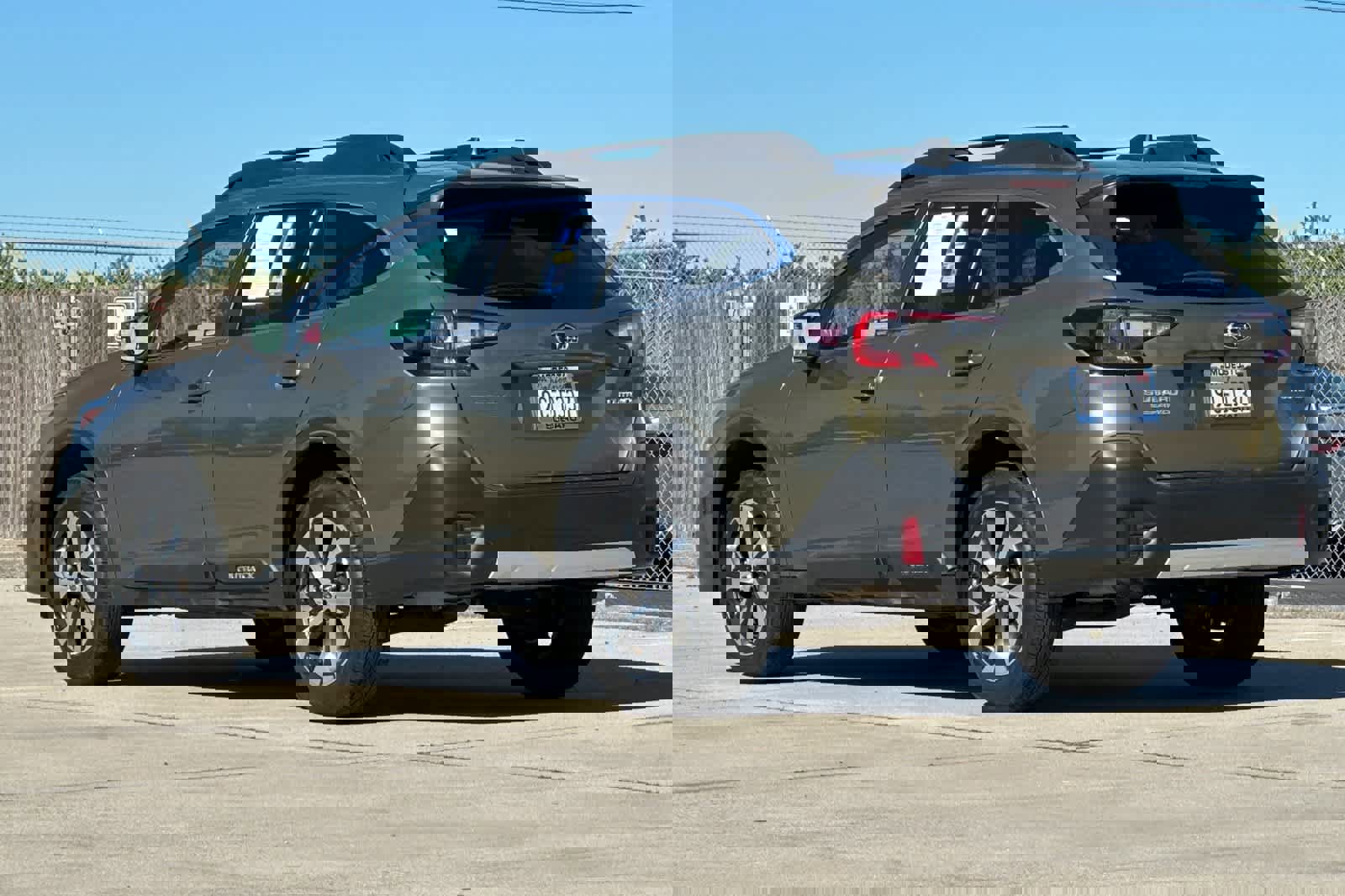 Used 2022 Subaru Outback Limited image 5