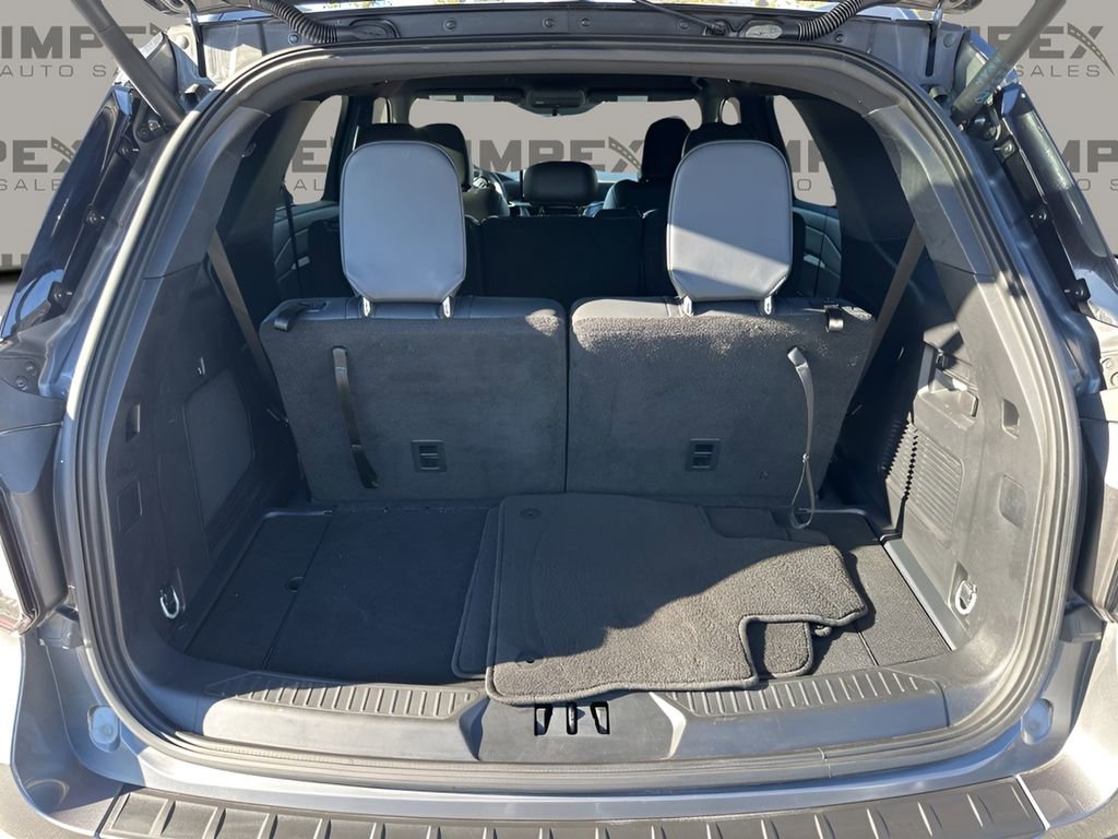 Used 2025 Ford Explorer ST-Line w/ ST-Line Street Pack image 29