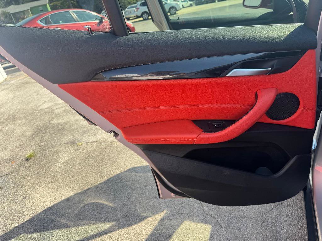Used 2018 BMW X2 sDrive28i w/ Convenience Package FWD image 20