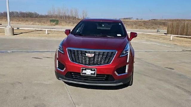 Used 2024 Cadillac XT5 Premium Luxury image 3