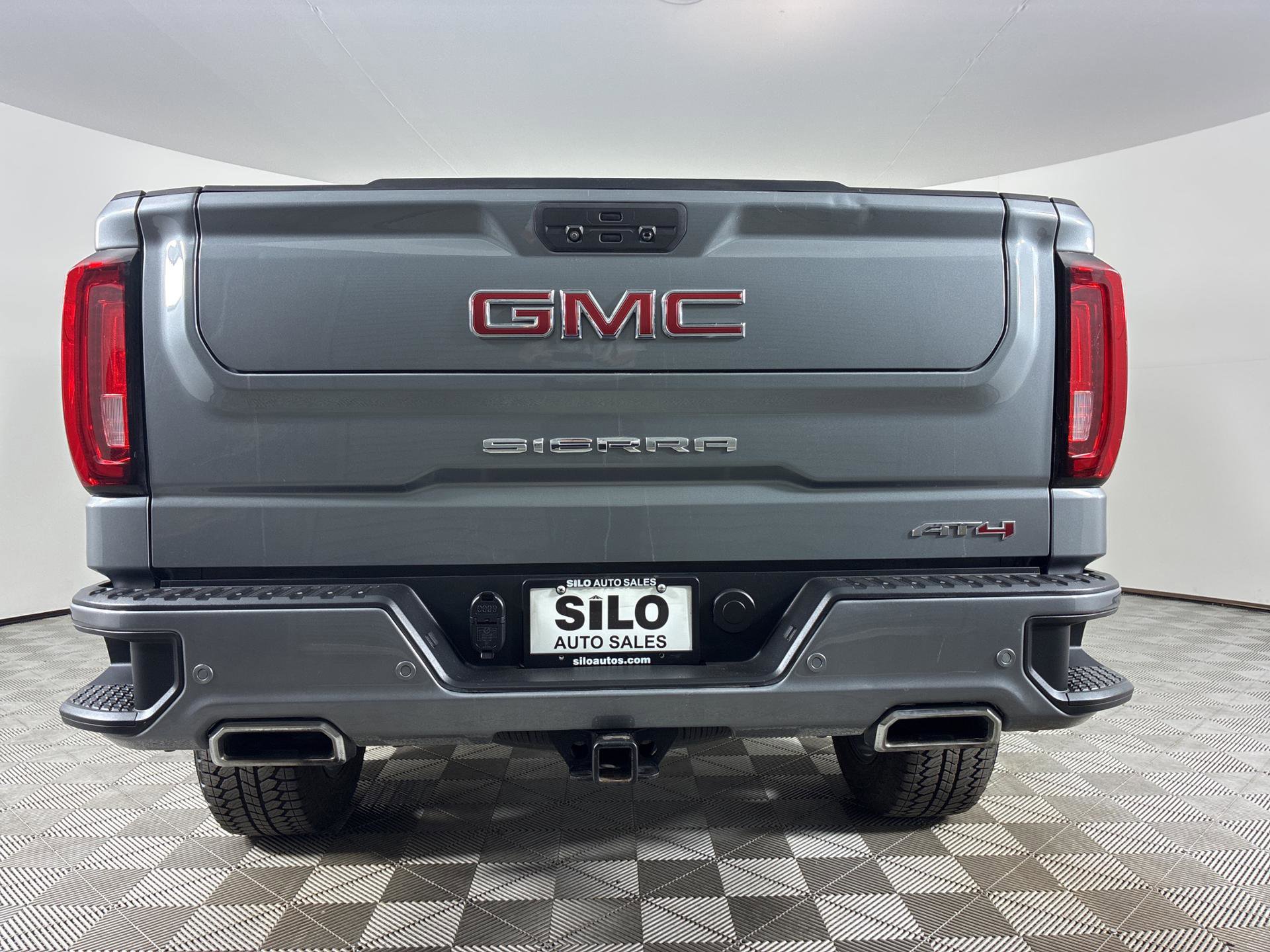 Used 2020 GMC Sierra 1500 AT4 w/ AT4 Premium Package image 4