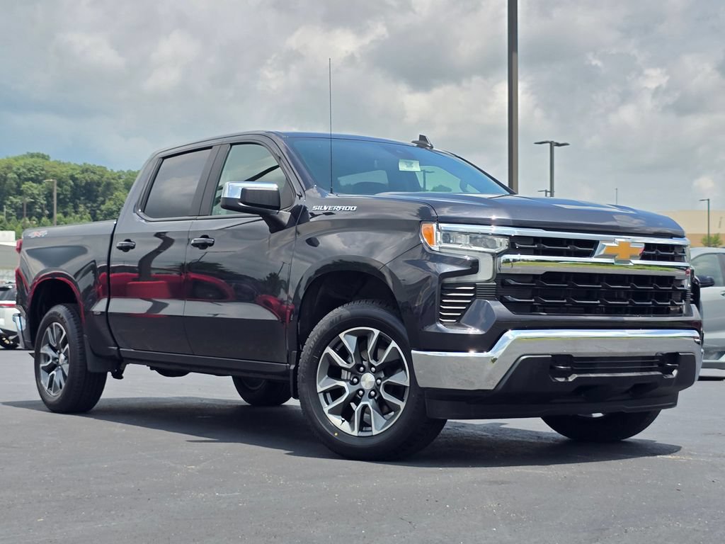 Used 2024 Chevrolet Silverado 1500 LT AWD/4WD image 1