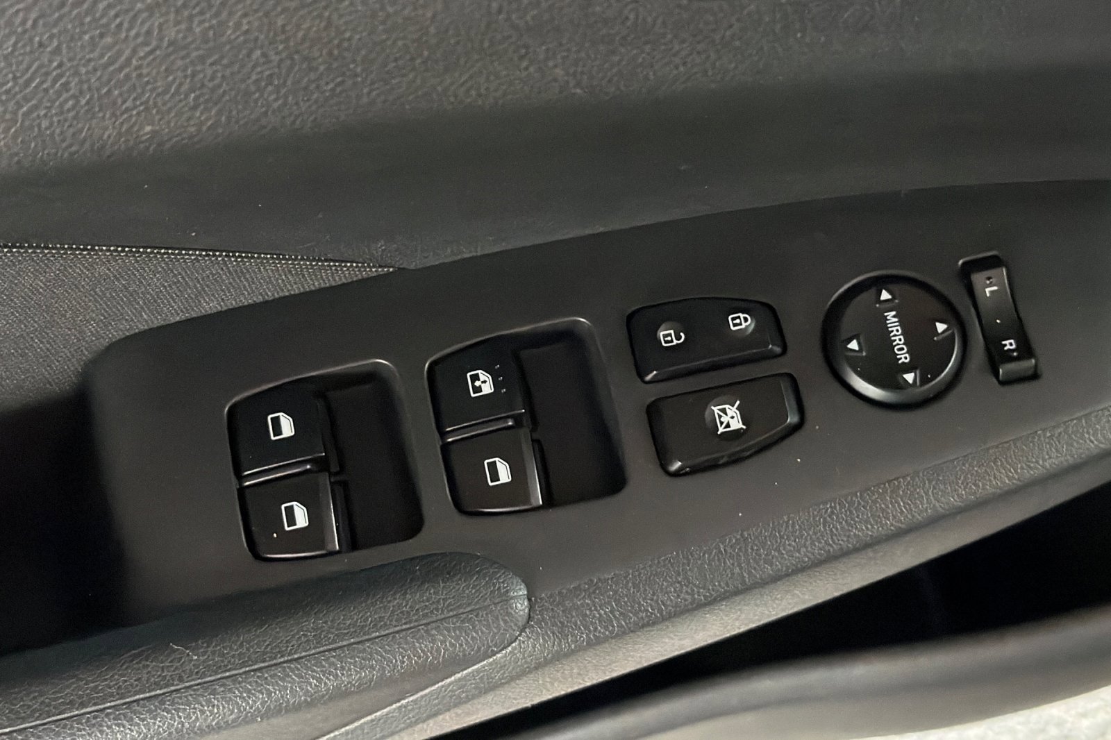 Used 2022 Hyundai Accent SEL image 14