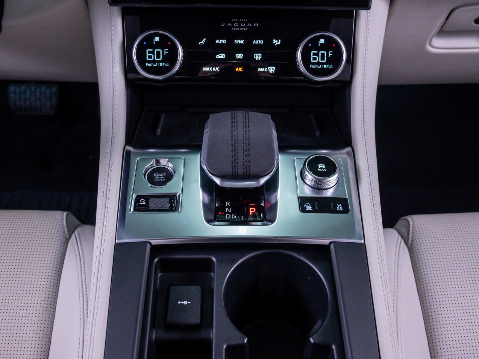 Used 2021 Jaguar F-PACE R-Dynamic S image 29