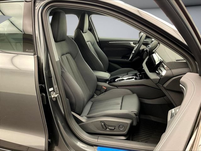 New 2026 Audi A6 Premium Plus AWD/4WD image 13