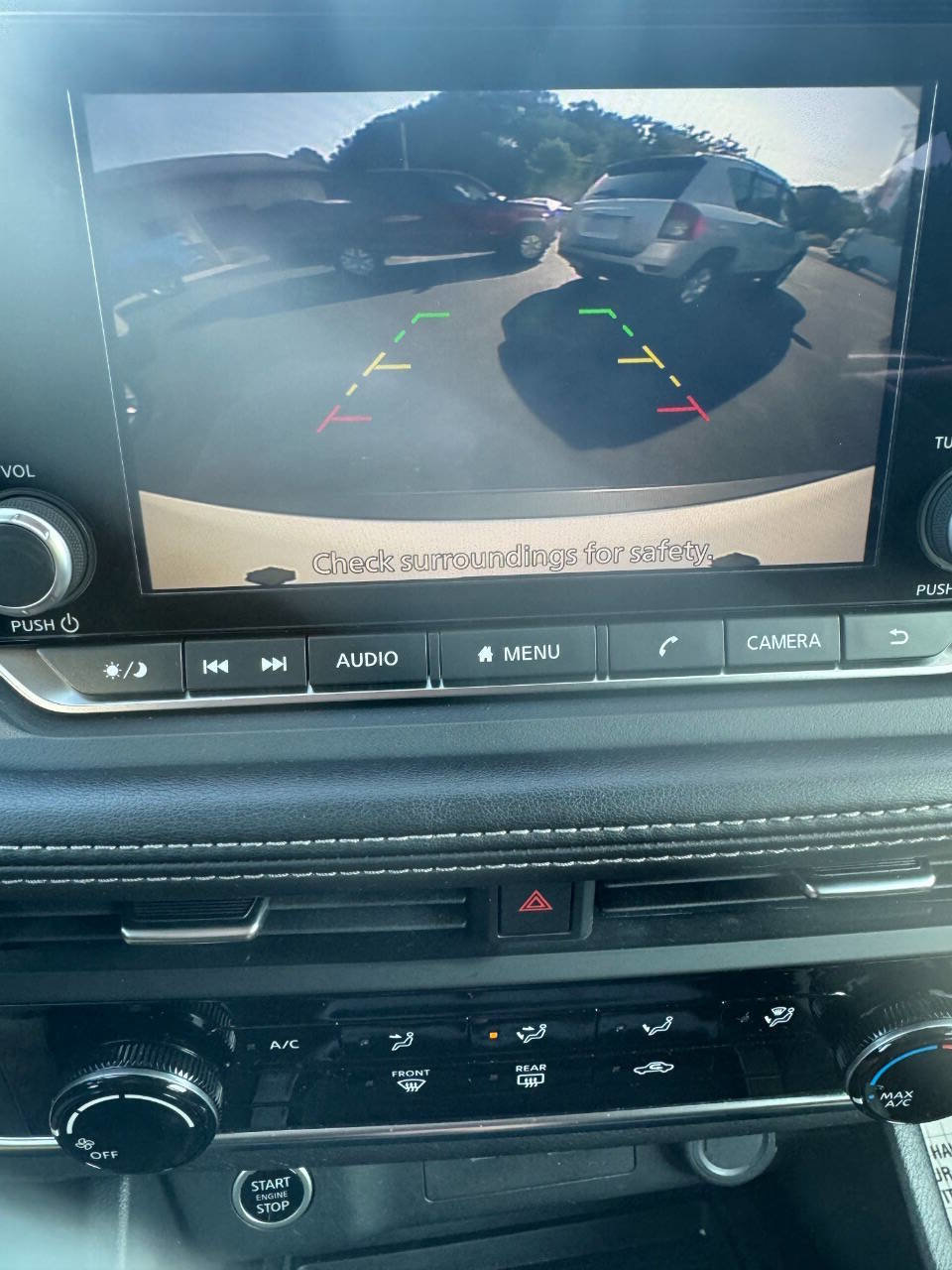 Used 2023 Nissan Rogue S image 15