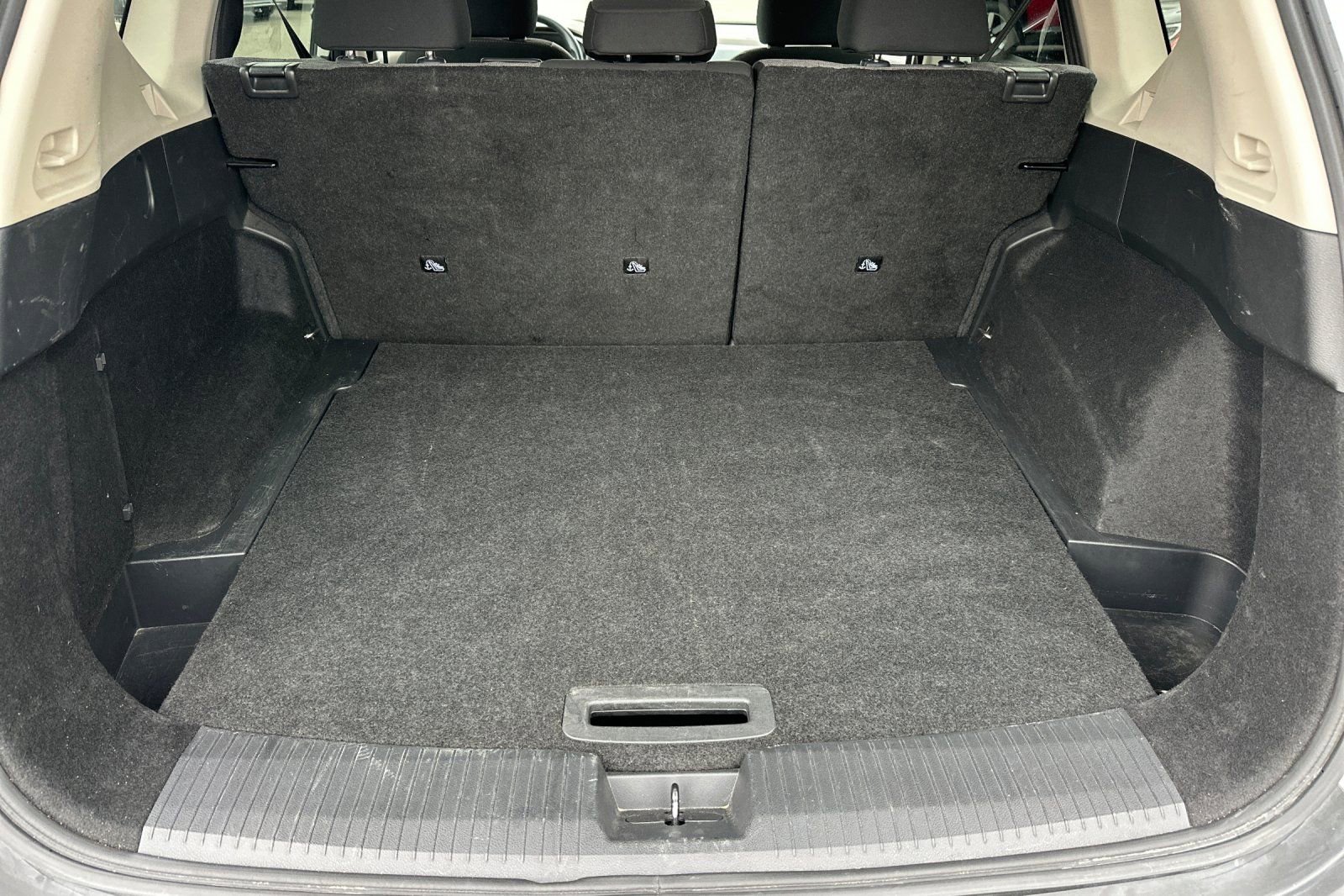 Used 2023 Nissan Rogue SV image 18