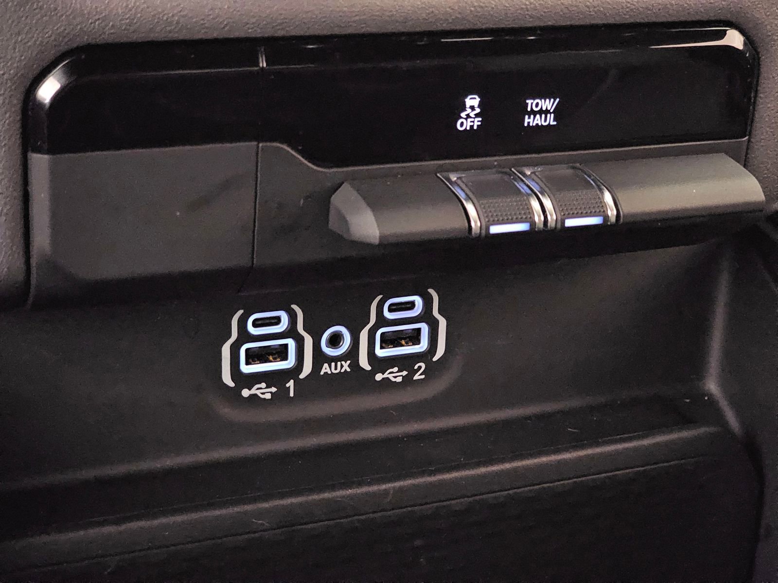 Used 2024 RAM 1500 Laramie image 24