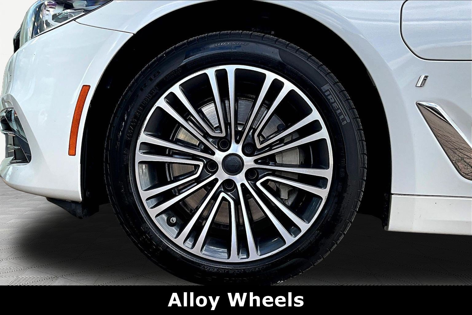 Used 2018 BMW 530e RWD image 34