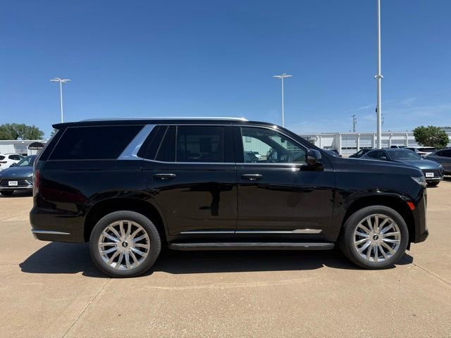 Used 2021 Cadillac Escalade Premium Luxury AWD/4WD image 2