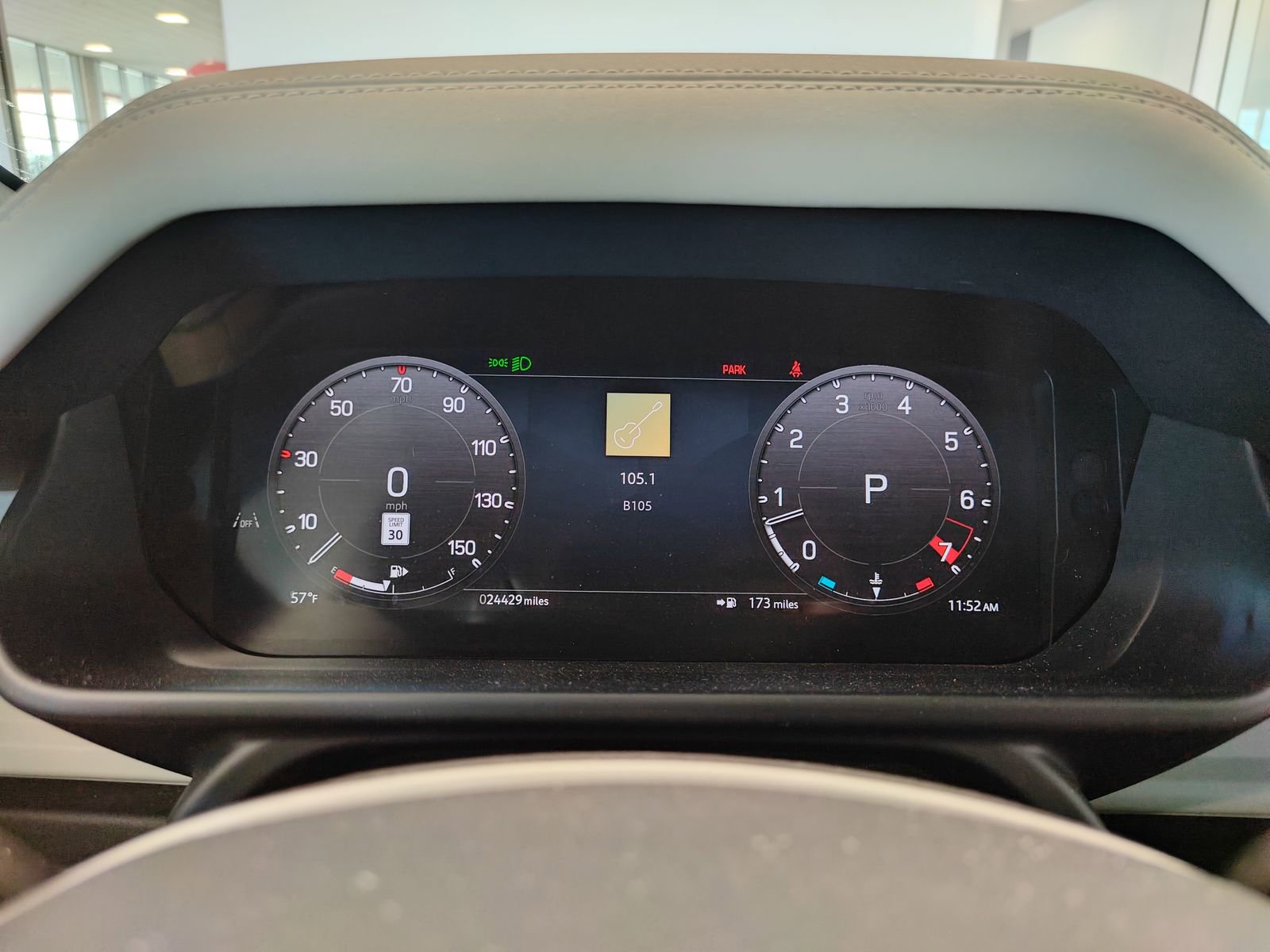 Used 2024 Land Rover Defender 110 S image 12