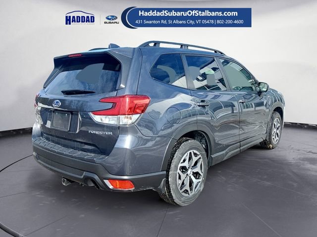 Used 2023 Subaru Forester Premium image 5