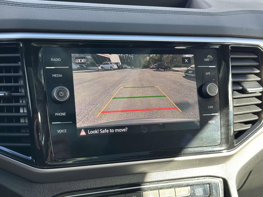 Used 2023 Volkswagen Atlas Cross Sport SEL Premium R-Line image 4