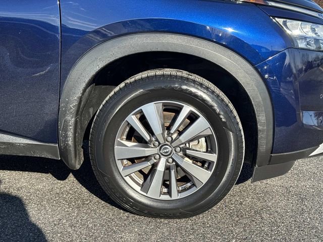 Used 2022 Nissan Pathfinder SL w/ Cargo Package image 8