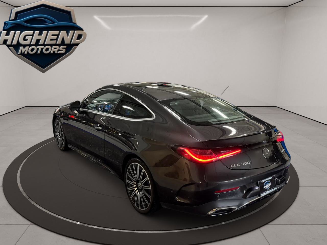 Used 2025 Mercedes-Benz CLE 300 4MATIC Coupe image 4