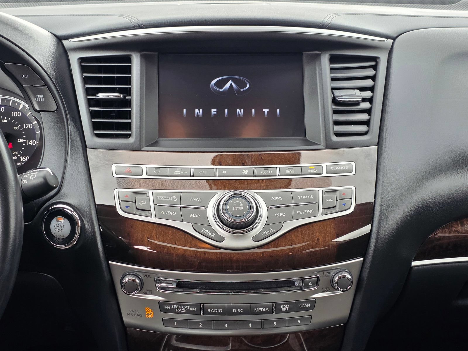 Used 2018 INFINITI QX60 FWD w/ Deluxe Technology Package image 20