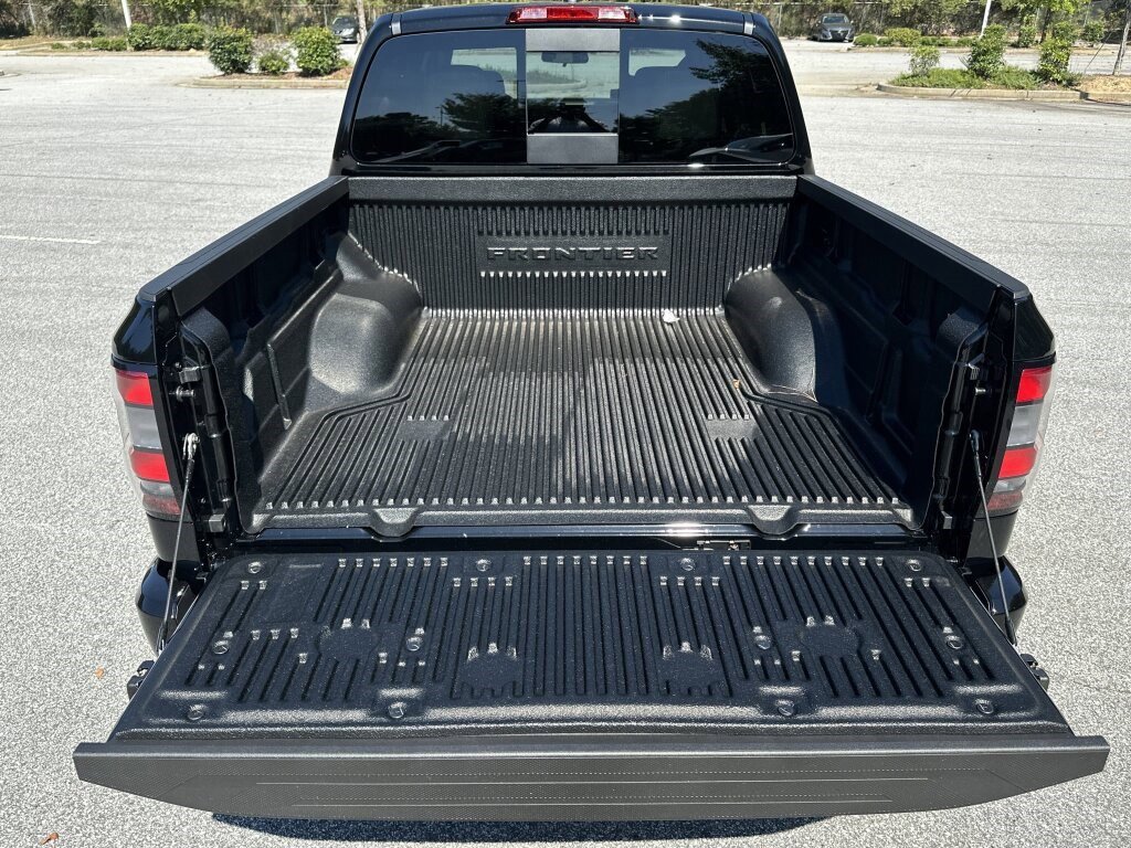 New 2026 Nissan Frontier SV image 30