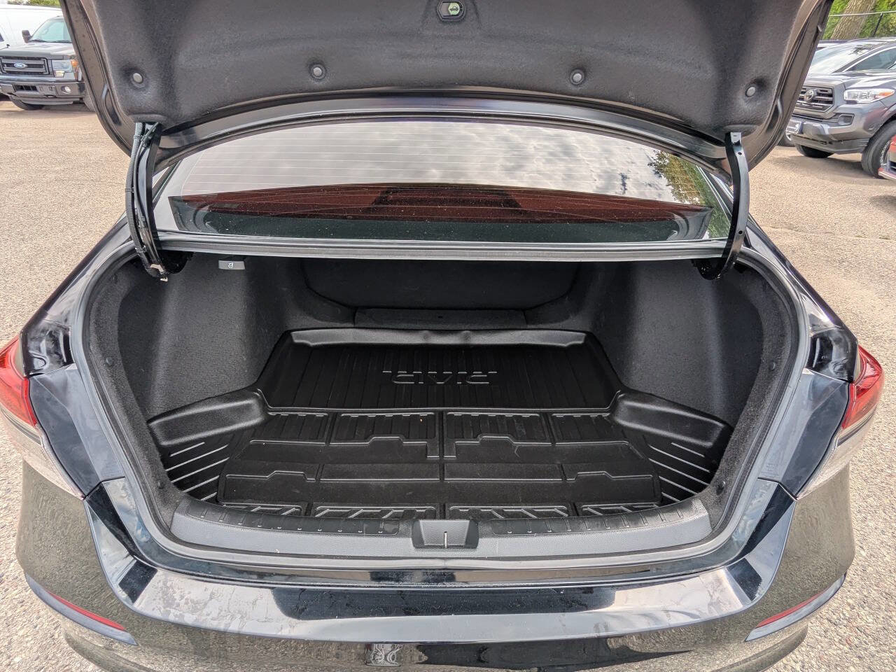 Used 2022 Honda Civic LX image 26