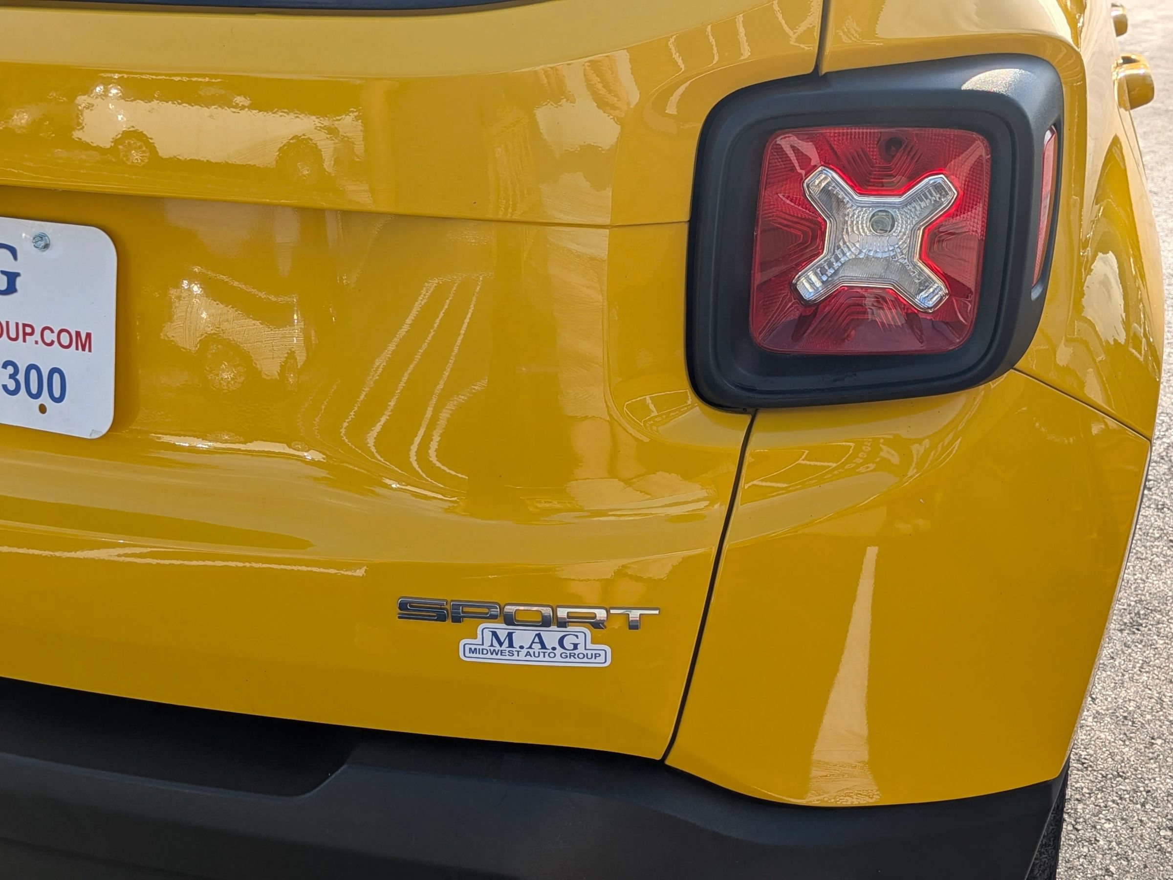 Used 2017 Jeep Renegade Sport w/ Power & Air Group AWD/4WD image 13