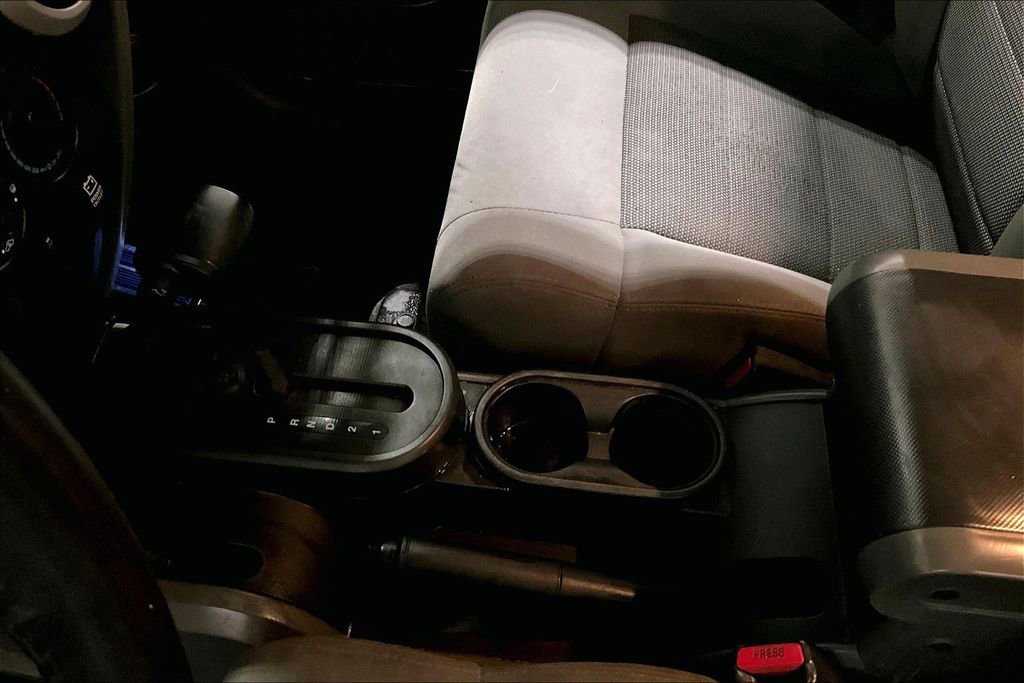 Used 2010 Jeep Wrangler Unlimited Sahara w/ Dual Top Group image 14