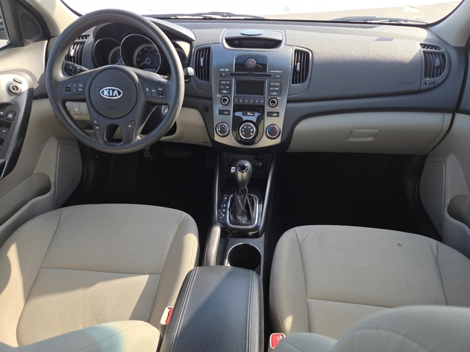 Used 2013 Kia Forte EX image 19