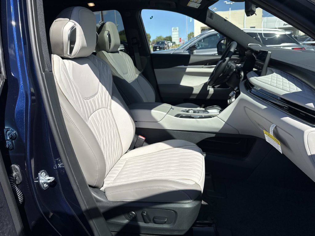 New 2027 INFINITI QX65 Autograph w/ Cargo Package AWD/4WD image 19