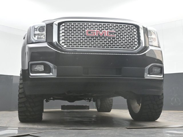 Used 2017 GMC Yukon Denali w/ Open Road Package AWD/4WD image 49