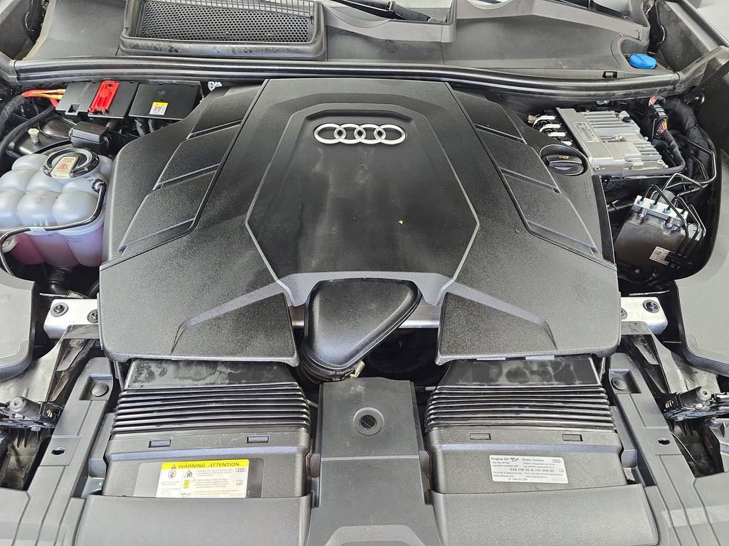 Used 2021 Audi Q8 Premium Plus image 61