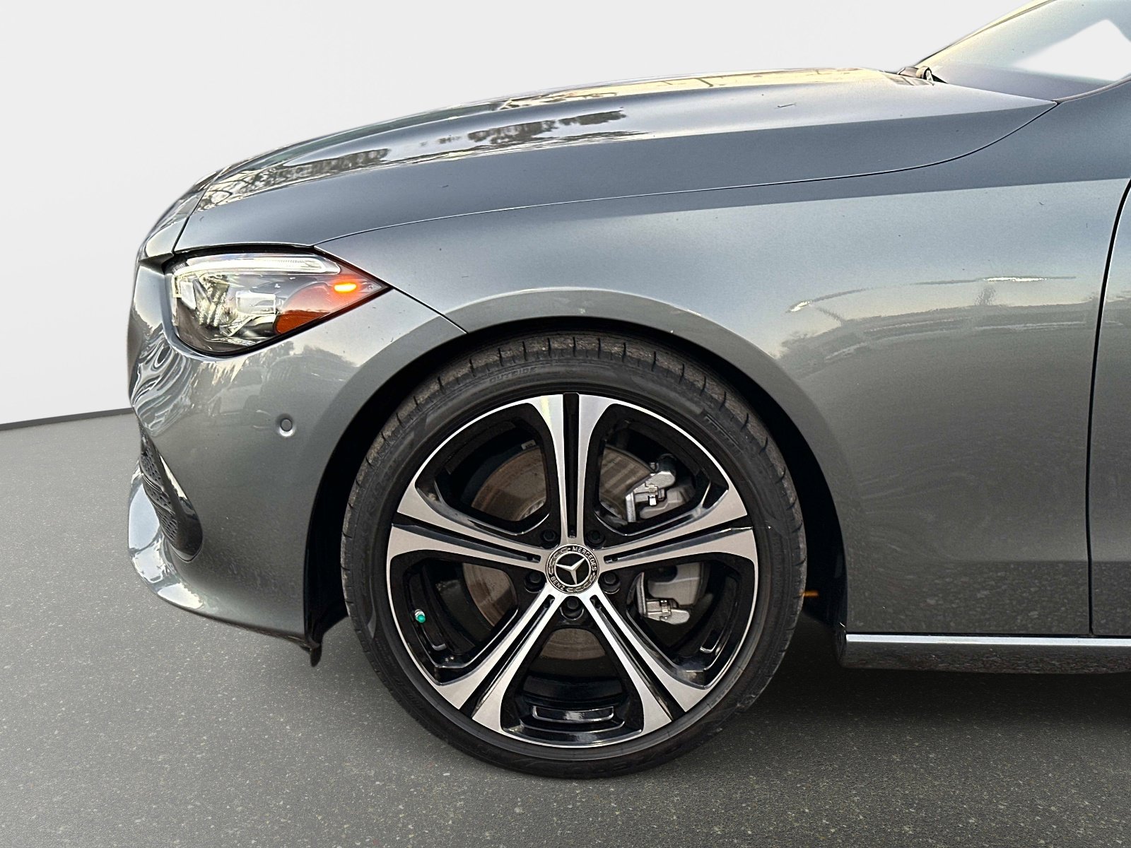 Used 2023 Mercedes-Benz C 300 Sedan image 10