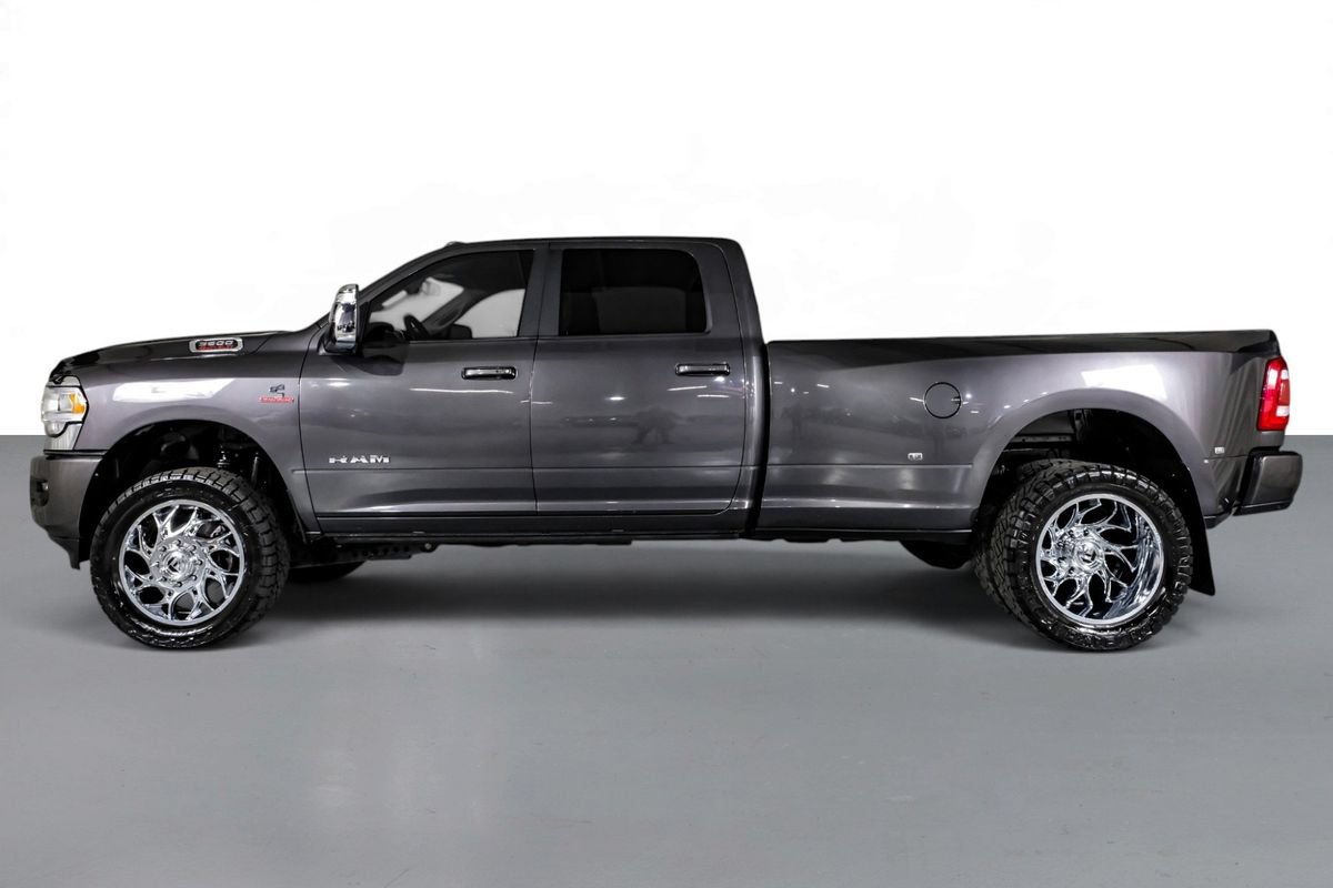 Used 2024 RAM 3500 Laramie AWD/4WD image 11