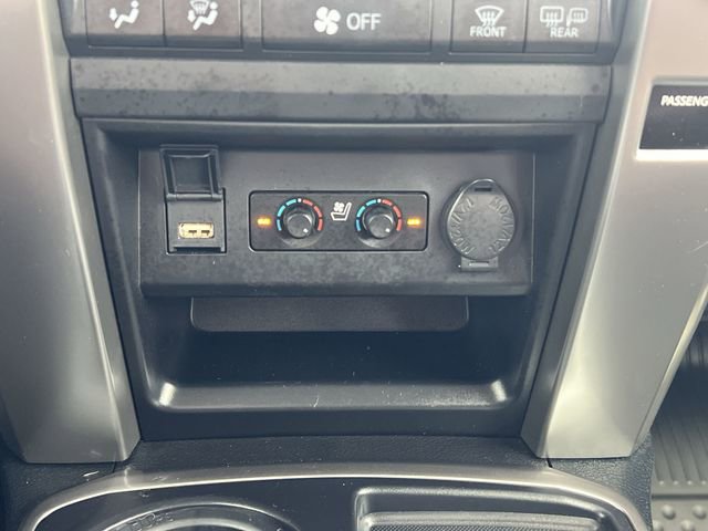 Used 2023 Toyota 4Runner Limited image 16