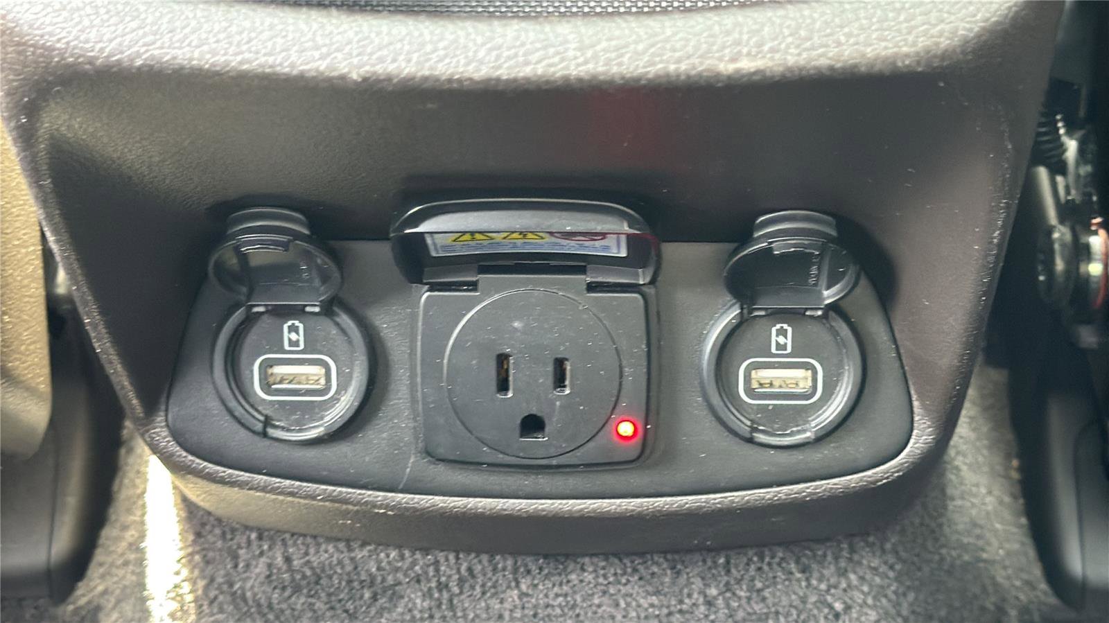 Used 2020 Hyundai Santa Fe Limited image 26