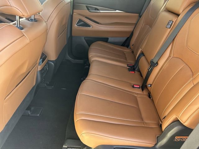 Certified 2023 INFINITI QX60 Sensory w/ Vision Package image 18