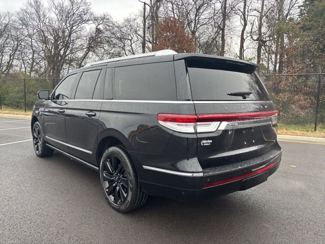 Certified 2024 Lincoln Navigator L Reserve image 3