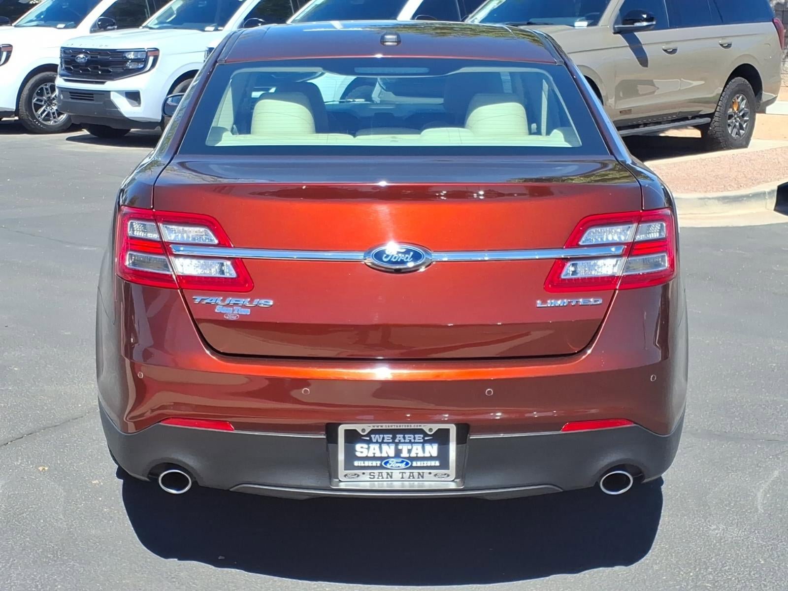 Used 2016 Ford Taurus Limited FWD image 5