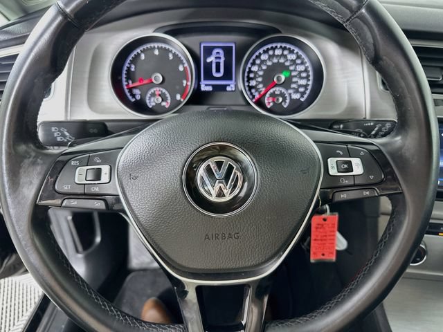 Used 2017 Volkswagen Golf S AWD/4WD image 18