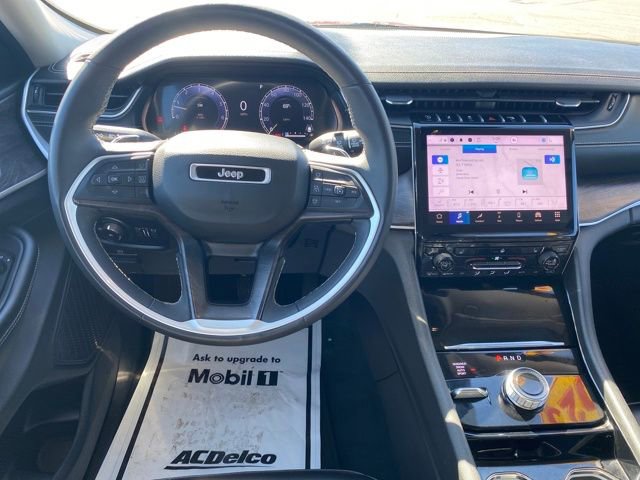 Used 2023 Jeep Grand Cherokee Limited image 8