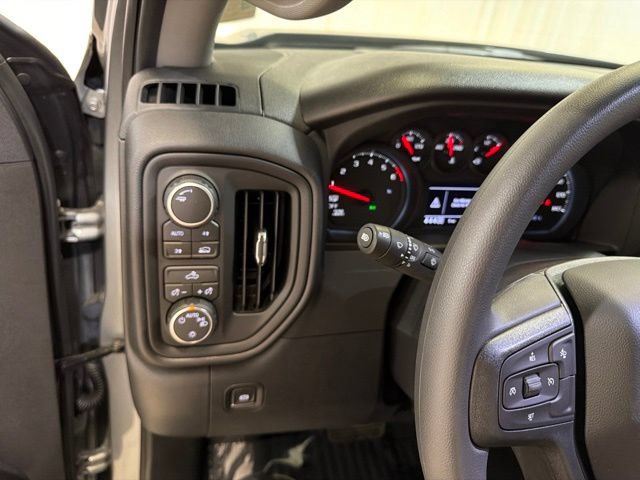 New 2026 Chevrolet Silverado 1500 Custom AWD/4WD image 15