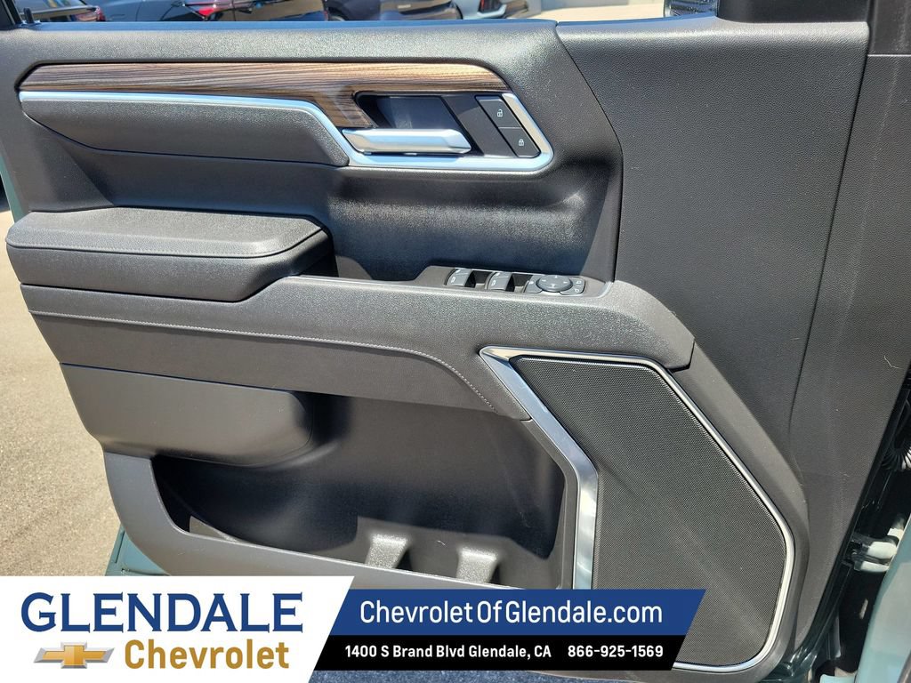Certified 2025 Chevrolet Silverado 1500 LT RWD image 37