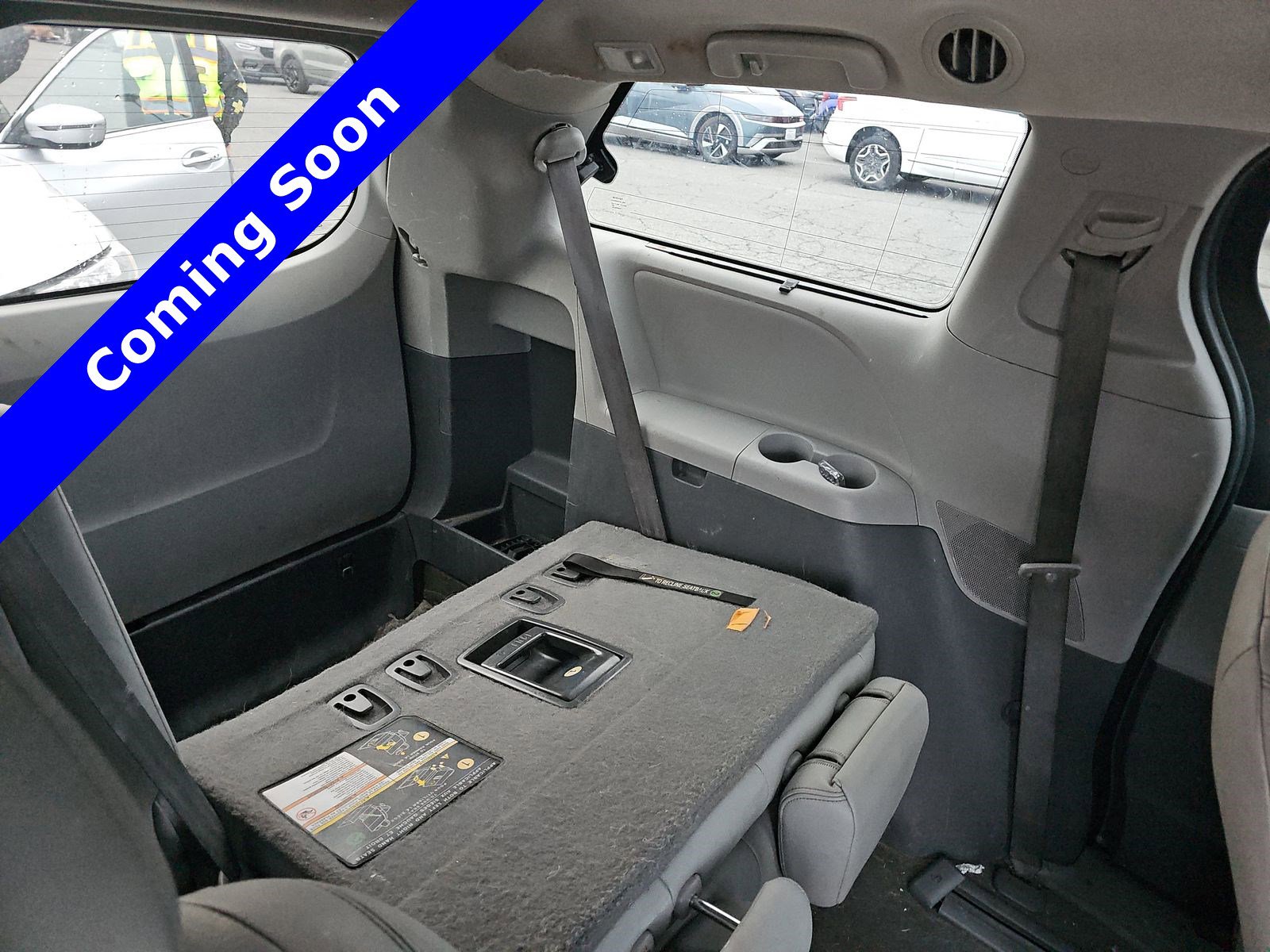 Used 2020 Toyota Sienna XLE w/ XLE Navigation Package image 10