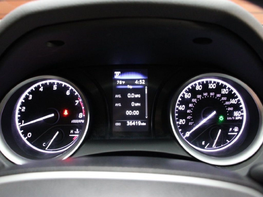 Used 2024 Toyota Camry LE FWD image 18