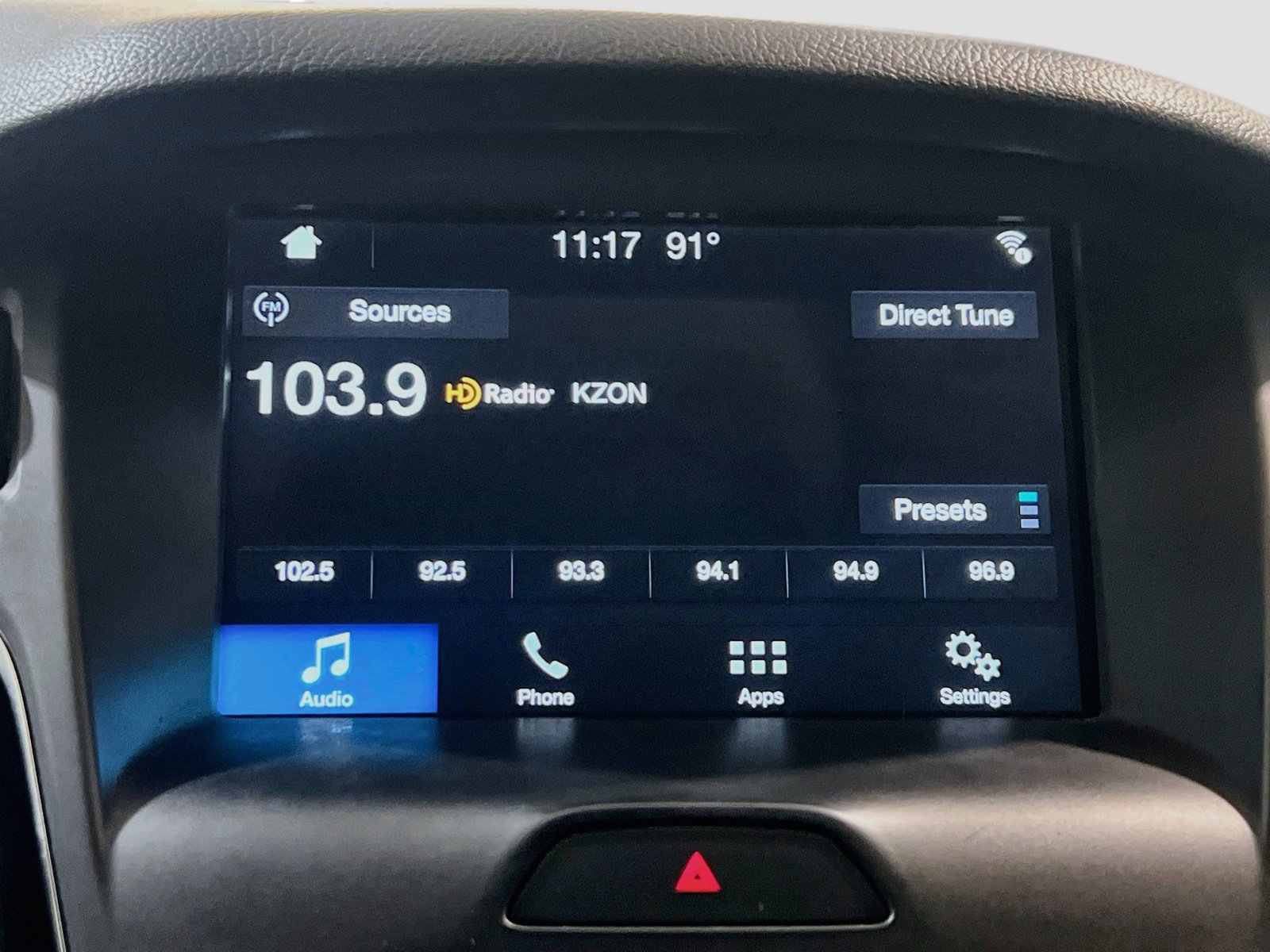 Used 2017 Ford Focus SEL FWD image 10